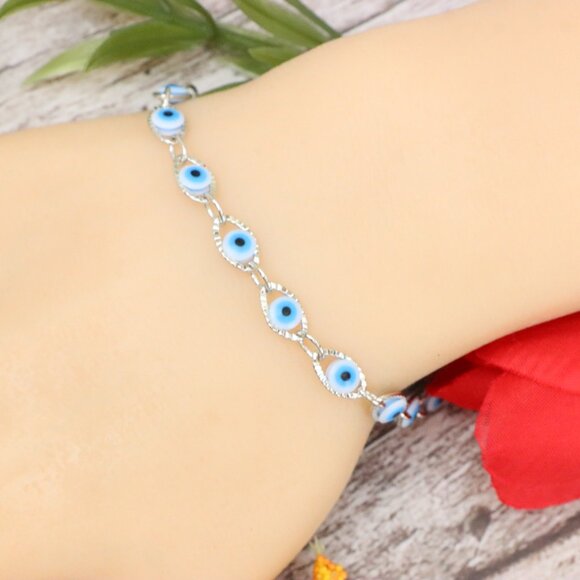 "Trendy Bracelet for Girls & Women – Cute, Adjustable & Gift-Ready | MLCRC1512 - Picture 6 of 10